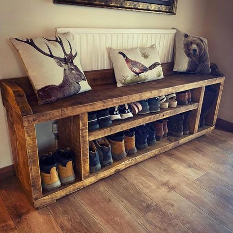 Wood Bench With Shoe Storage, Rustic Furniture Design, Diy Living Room Furniture, Interior Design Per La Casa, Wooden Shoe Racks, Mudroom Design, Hallway Furniture, Wooden Projects, Design Del Prodotto