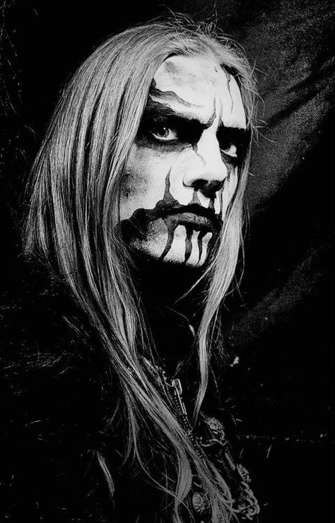 Black metal Corpse Paint, Black Metal Art, Halloween Cake, Maquillage Halloween, Up Halloween, Fantasy Makeup, Long Hair Styles Men, Metal Music, Childrens Art