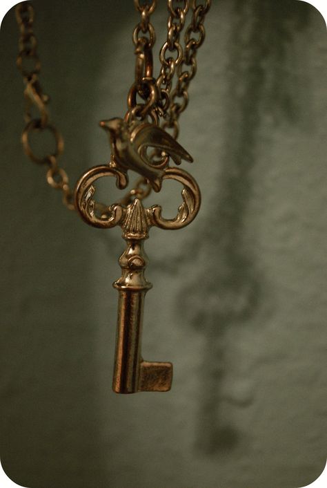 key | cabithalove | Flickr Vintage Key Aesthetic, Aesthetic Keys, Key Aesthetic, Old Fashioned Key, Key Necklace Vintage, Old Key, Vintage Key, Key Jewelry, Vintage Keys