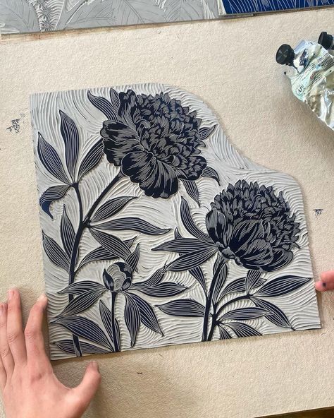 Linocut Prints Pattern, Lino Flowers, Botanical Linocut, Linocut Prints Art, Linocut Pattern, Lino Print Pattern, Linocut Inspiration, Linoleum Printmaking, Printmaking Inspiration