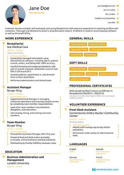 Receptionist Aesthetic, Receptionist Resume, Dental Receptionist, Job Resume Format, Receptionist Jobs, Bio Data For Marriage, Job Resume Samples, Best Resume Format, Job Description Template