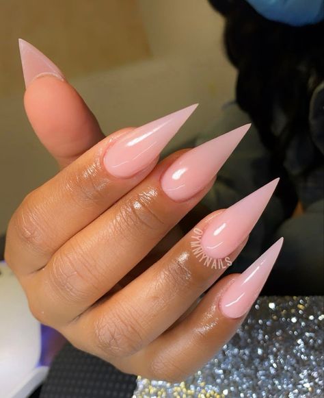 Acrylic Nails Stiletto, Stilleto Nails Designs, Couture Nails, Acrylic Toe Nails, Long Acrylic Nail Designs, Edgy Nails, Colored Acrylic, Colored Acrylic Nails, Girly Acrylic Nails