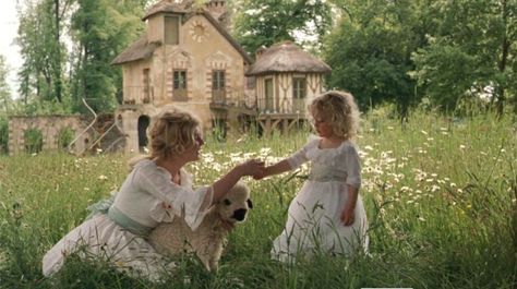 These are 14 design lessons learned from the amazing Marie Antoinette movie — palace décor at its absolute finest. Where shall we put the chandelier? The Grass, Marie Antoinette