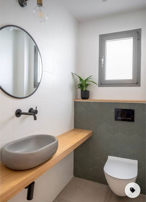 Small Toalett Ideas, Guest Toilet With Window, Small Wc Design Toilet Room, Small Toilet Room Downstairs Loo, Small Guest Toilet, Small Toilet Ideas Downstairs Loo, Guest Toilet Ideas, Small Toilet Design, Bathroom Tiling