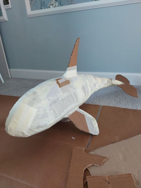 Diy Cardboard Sea Creatures, Study Profile, Cardboard Shark, Crafts With Cardboard, Cardboard Animals, Shark Decor, Cardboard Crafts Diy, Super Funny Pictures, Sharks Funny