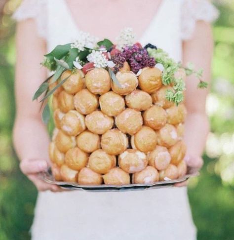 Donut hole cake Donut Hole Cake, Donut Cake, Donut Holes, Corn Hole, Cake Donuts, Town Country, The Cutest, Donuts, Corn