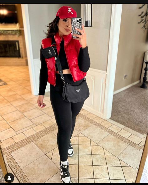 Puff Vest Outfits For Women, Puffy Vest Outfits For Women, Red Puffer Vest Outfit, Puff Vest Outfit, Red Vest Outfit, Red Leggings Outfit, Gilet Outfit Women, Puffy Vest Outfit, Nike Dunks Outfit