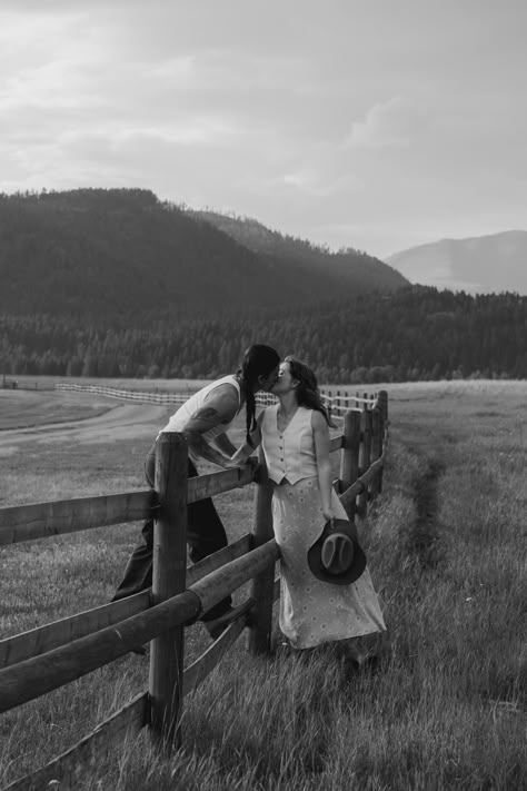 Couple photographed in Missoula, MT on their family ranch <3 Ranch Couples Photos, Vintage Western Couple Photoshoot, Wyoming Couple Photoshoot, Ranch Style Engagement Photos, Unusual Couple Photoshoot, Horse Couple Aesthetic, Ranch Engagement Photos, Western Family Aesthetic, Western Couple Photoshoot Outfits