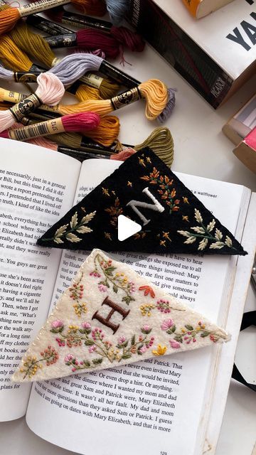 Benang on Instagram: "This was my first attempt at making embroidered bookmark and I’m so glad it turned out great! We don’t all get it perfect the first time, but I am still pretty pleased with my bookmark!😆💗 The supplies for embroidered bookmark are simple & you can get them at any craft store 1. Felt fabric 2. Embroidery threads (i use @dmc_embroidery) 3. Scissor 4. Needle (side note: I just realized I sound very nasally in this video probably because I don’t feel well lately - I didn’t notice it until my mom said I sounded weird haha)" How To Store Embroidery Thread, Storing Embroidery Thread, Bookmark Ideas Diy Handmade Gifts, Embroidery Bookmark Pattern, Felt Bookmarks Diy Pattern, Embroidery Bookmark Ideas, Embroidered Bookmarks Diy, Handmade Bookmarks Diy Ideas, Embroidered Bookmarks