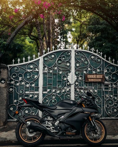 Black Beauty🌸 . . . . . #r15v4 #black #tiruvannamalai R15v4 Black, R15 V4 Black, Bike Sketch, Black Beauty, Phone Wallpaper, Sketch, Bike, Beauty, Quick Saves