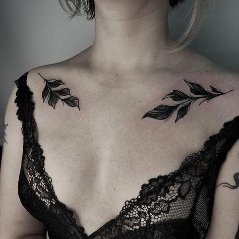 symmetrical clavicle tattoo ideas for women    #symmetrical #tattoo #tattoos #design #ideas #men #women Collar Tattoo, Clavicle Tattoo, Symmetrical Tattoo, Tattoos Infinity, Goth Tattoo, Tattoos Mandala, Bone Tattoos, 4 Tattoo, Inspiration Tattoos