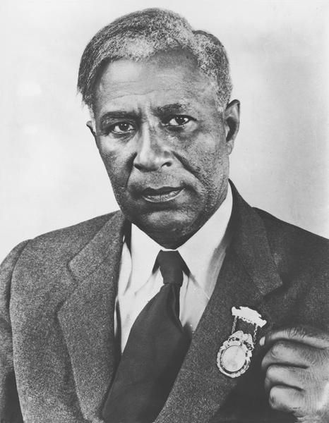 Garret Morgan, Elijah Mccoy, Garrett Morgan, African American Inspiration, Black Inventors, Alpha Fraternity, Black Wall Street, The Mayflower, Traffic Signal