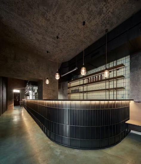 BoysPlayNice Argentinian Restaurant, Charcoal Walls, Industrial Style Interior, Concrete Block Walls, Industrial Bar, Steel Beams, Bar Interior, Arch Daily, Lounge Design