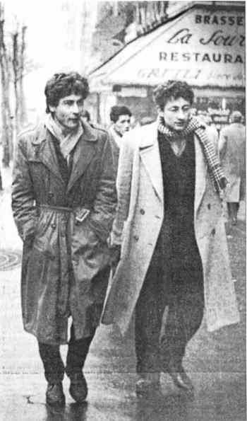 fuckyeahsocialists: “Pierre Feuillette et Guy Debord sur le boulevard Saint-Michel en 1953. ” Guy Debord, Philosophy, Men's Fashion, Paris, Quick Saves