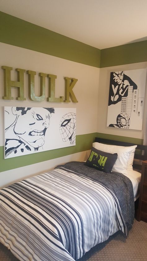 Hulk Room Decor, Hulk Bedroom Ideas Boy Rooms, Hulk Bedroom Ideas, Hulk Bedroom, Hulk Room, Avengers Themed Room, Superhero Theme Bedroom, Spiderman Bedroom, Avengers Bedroom