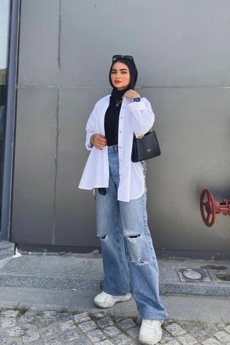 Hijab Outfit Summer, Basketball Wallpapers, Stylish Outfits Casual, Hijab Fashion Summer, Estilo Hijab, Modest Casual Outfits, Stile Hijab, Hijab Trends, Funny Science