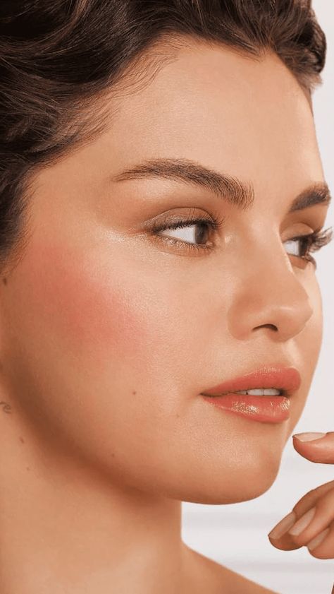 This Unexpected Blush Color Looks Good on Literally Everyone Blush Trend, Blush Application, Baby Cheeks, Festival Face, Red Blush, How To Apply Blush, Rms Beauty, Makeup Tricks, Cream Blush