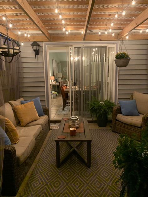 Enclosed Screened Patio Ideas, Small Enclosed Deck Ideas, Small Closed In Patio Ideas, Apartment Balcony Bug Screen Ideas, Cozy Enclosed Patio, Glass Back Patio, Enclosed Back Porch Decorating Ideas, Back Screened In Porch Ideas Cozy, Back Porch Patio Ideas Cozy