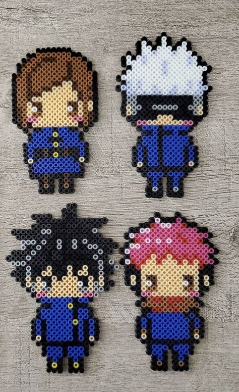 Jujutsu Kaisen Perler Bead Patterns, Anime Fuse Beads Patterns, Anime Iron Beads, Gojo Satoru Perler Beads, Chibi Perler Bead Patterns, Hama Beads Patterns Anime, Anime Hama Beads Pattern, Anime Melty Beads, Anime Bead Art