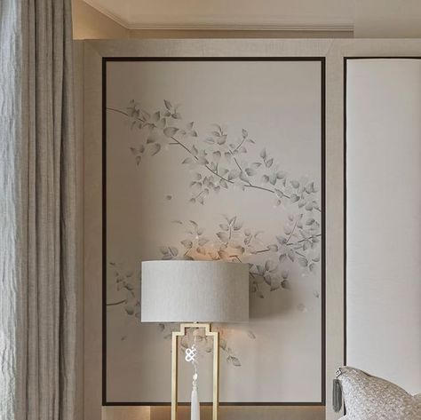 SOPHIE PATERSON on Instagram: "The calming primary suite at our Mayfair project 🤍🌿 #sophiepatersoninteriors #interiors #interiordesign #homedecor #luxuryhomes photos by @raymain57" Sophie Patterson Bedroom, Sophia Paterson Interiors, Sophie Paterson Interiors Bedrooms, Sophia Patterson Interiors, Sophie Patterson Interior Design, Sophie Paterson Bedroom, Dream Family Home, Parisian Modern, Pik 2