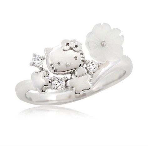 Hello Kitty Flower Bouquet, Swarovski Hello Kitty, Hello Kitty Wedding, Sanrio Jewelry, Judith Leiber Bags, Jewelry Wishlist, Dolphin Jewelry, Hello Kitty Jewelry, Pretty Jewelry Necklaces