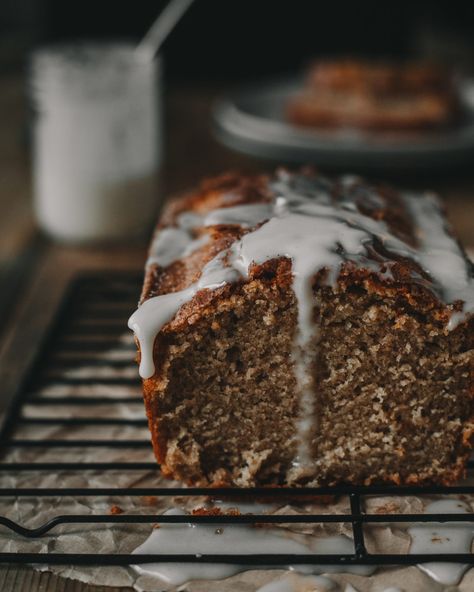 Apple Cider Loaf, Snacking Cakes, Apple Cider Cake, Cider Cake, Apple Loaf, Spring Recipes Dessert, New Year's Desserts, Apple Cider Recipe, Homemade Sourdough