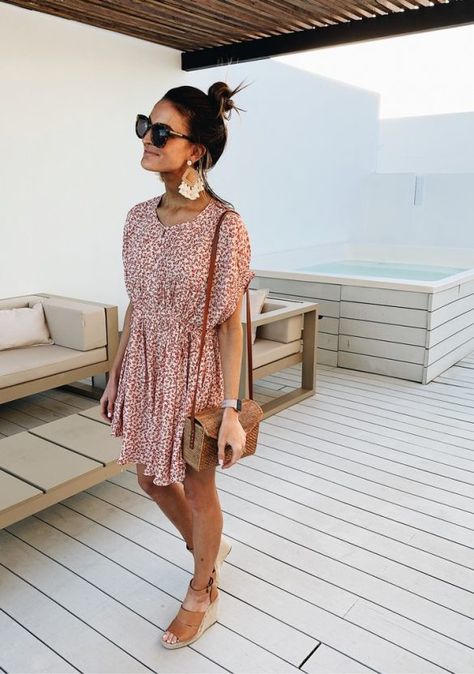 Lauren Kay Sims, Summer Wardrobe Staples, Summer Wardrobe Essentials, Casual Summer Dresses, Ladies Dress Design, Spring Summer Outfits, Summer Outfits Women, Outfits Casuales, Look Cool