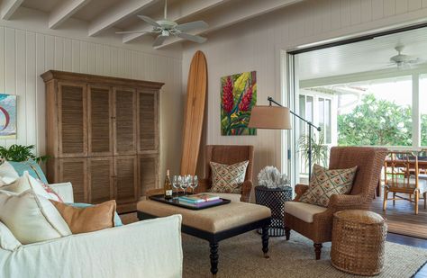 breezy Hawaiian living room Hawaiian Living Room, Coral Skeleton, Hawaiian Interior Design, Hawaiian House, Hawaiian Home Decor, Tropical Living Room, Hawaiian Homes, Tropical Living, Hawaiian Decor