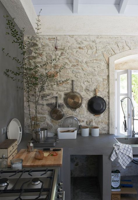 Home tour | A rustic Greek villa with a contemporary edge | These Four Walls blog Stone Wall Interior Design, Farmhouse Kitchen Backsplash Ideas, Stone Backsplash Kitchen, Farmhouse Kitchen Backsplash, Stone Walls Interior, Wood Wall Design, Stone Accent Walls, Stone Backsplash, Stone Kitchen