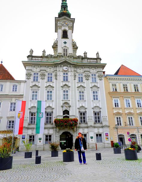 Town Hall, Stadtplatz / main square / in Steyr, Austria, Nikon Coolpix B700, 5.4mm, 1/400s(fix), ISO250, ISO100, f/3.5, +0.7ev, HDR photography, panorama segment 2, 2019. 10.19.14:18 #Steyr Steyr Austria, Hdr Photography, Steyr, Nikon Coolpix, Town Hall, Austria, Nikon, Maine, House Styles