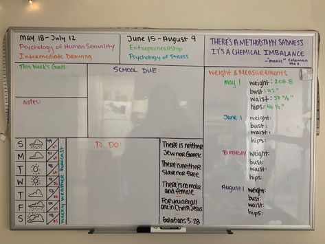 Whiteboard Organization Setup aestheticplanners #planner2024paraimprimir Weekly Whiteboard Planner Ideas, Goal White Board Ideas, Whiteboard Set Up Home, White Board Aesthetic School, Giant Whiteboard Ideas, Productive White Board Ideas, Things To Put On A Whiteboard In Your Room, School Whiteboard Ideas, Whiteboard Vision Board Ideas