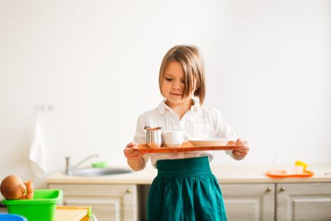 Carrying a Tray in Montessori: How to Teach a Child to Carry a Tray — The Montessori-Minded Mom Montessori Trays, Montessori Environment, Teacher Vibes, Practical Life Activities, Montessori Learning, Movement Activities, Montessori Classroom, Practical Life, Montessori Materials