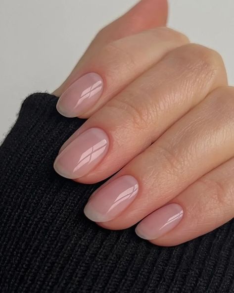 These “Tinted” Manicures Will Instantly Make Your Nails Glow | Vogue How To File Round Nails, Glossy Natural Nails, My Nails But Better, Clear Nail Polish Ideas, Clear Clean Nails, Luminary Structured Manicure, Natural Nails Clear Polish, Natural Clean Nails Aesthetic, Gel American Manicure