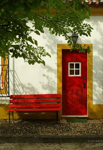 Red Bench, Cool Doors, Old Doors, Red Door, Beautiful Doors, 그림 그리기, Windows And Doors, Ramen, Portal