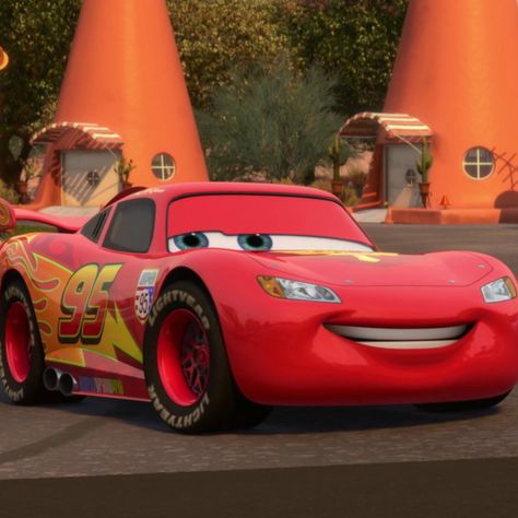 Lightning Mcqueen Videos, Car Movie, Disney Cars Wallpaper, Disney Cars Movie, Disney Cars 3, Car Aesthetics, Car Advertising Design, Movie Design, Disney Cars Party