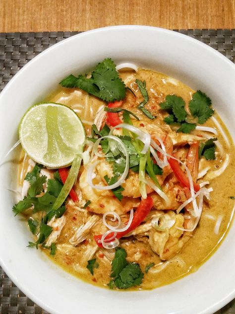 Scrumptious Prawn & Chicken Laksa | Finding Feasts Prawn Laksa Recipe, Chicken And Prawn Recipes, Chicken Laksa Recipe, Prawn Laksa, Chicken Laksa, Laksa Recipe, Laksa Soup, Thai Soup, Garlic Prawns