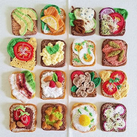 Textile Artists Inspired by Nature You HAVE To Follow | SST Sensory Crochet, Fruit Haken, Crocheted Food, Outfits Punk, Sandwich Toast, Yarn Toys, Tea Cosy Knitting Pattern, Food Crochet, Bernina Sewing Machine