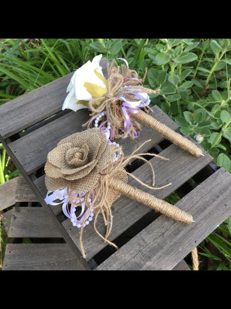 Bridal pens twined with a handmade hessian flower Hessian Flowers, Afghani Clothes, Flower Pens, Mehndi Decor, Diy And Home Improvement, Fabric Roses, Twine, Flower Power, Burlap Bag