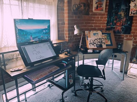 I finally finished my desk for the game/digital art station. Perfect for my needs! Time to start working on a drawing table Art Desk Setup, Studio Seni, Art Setup, Diy Study Table, Artist Desk, Best Digital Art, Artist Workspace, Desk Setup Ideas, Diy Landscaping Ideas