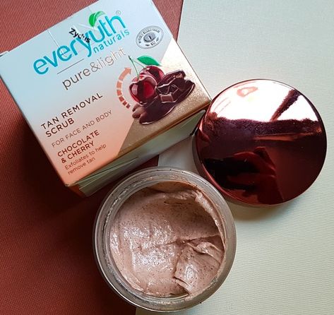 Everyuth Pure & Light Tan Removal Scrub Review Everyuth Naturals Scrub, Tan Removal Products, Tan Removal Scrub, Everyday Makeup For School, Scrub Face, Tone Makeup, Skin Tone Makeup, Best Body Wash, Tan Removal