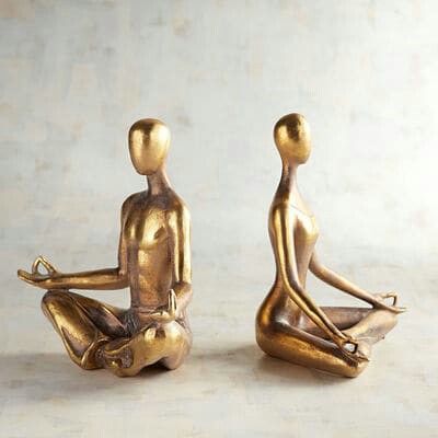 Meditation art statues☸️ Bohemian Homes, Art Statues, Deco Accessories, Couples Yoga, Gold Everything, Ceramic Art Sculpture, Indian Sculpture, Office Area, Bohemian House