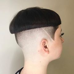 BADASS BOWL CUT Model @aymwah 😍🖤 Haircut By @cjr.hair ✂️💈 #BuzzCutFeed #BarberShop #Undercut #Undercuts #BowlCut #ShavedNape #BowlHaircut #NapeBuzz #UndercutNation #NapeCut #UndercutDesign #BarberArt #BarberShopConnect #BarberLife #InternationalBarbers #BarbersIncTv #HairTattoo #HairArt #BuzzCut #GirlsWithShavedHeads #SideCut #SideShave #ShortHair #ShortHaircut #ShortHairDontCare #WomensFashion #BuzzedHair #Hair Haircut Short Hair Men, Haircut Short Women, Undercut Shaved Sides, Short Hair Men, Men Undercut, Haircut Short Hair, Women Undercut, Girls With Shaved Heads, Bowl Haircuts