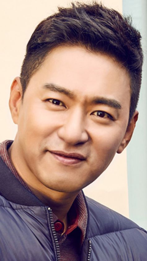 Joo Jin Mo