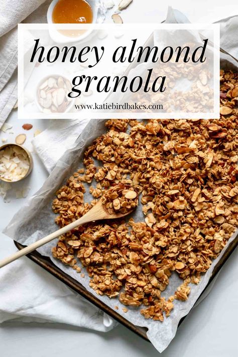 Honey Granola Recipe, Almond Granola Recipe, Almond Butter Granola, Honey Almond Granola, Homemade Granola Recipe, Yogurt Bowls, Granola Recipe Healthy, Honey Granola, Granola Recipe Homemade