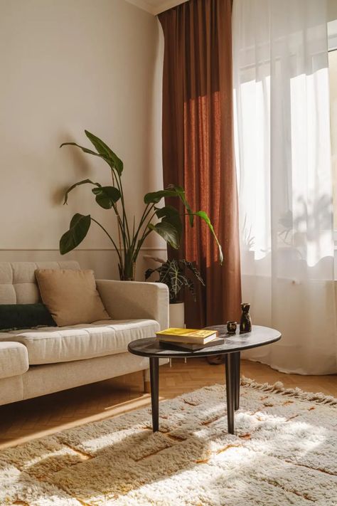 A Timeless Apartment Makeover with Midcentury Flair - Mid Century Home Modern Vintage Small Bathroom, Mid Century Modern Living Room Curtains, Timeless Apartment, Midcentury Curtains, Mid Century Apartment, Guest Bedroom Home Office, Mid Century Curtains, Router Sled, Mid Century Modern Curtains