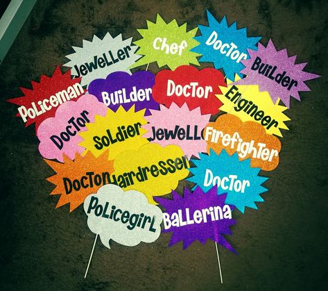 Props for Career Day Career Day Photo Booth, Career Day Bulletin Board Ideas, Career Day Poster Ideas, Career Fair Booth Ideas, Daycare Projects, Stall Decorations, College Counseling, High School Counselor, Community Workers