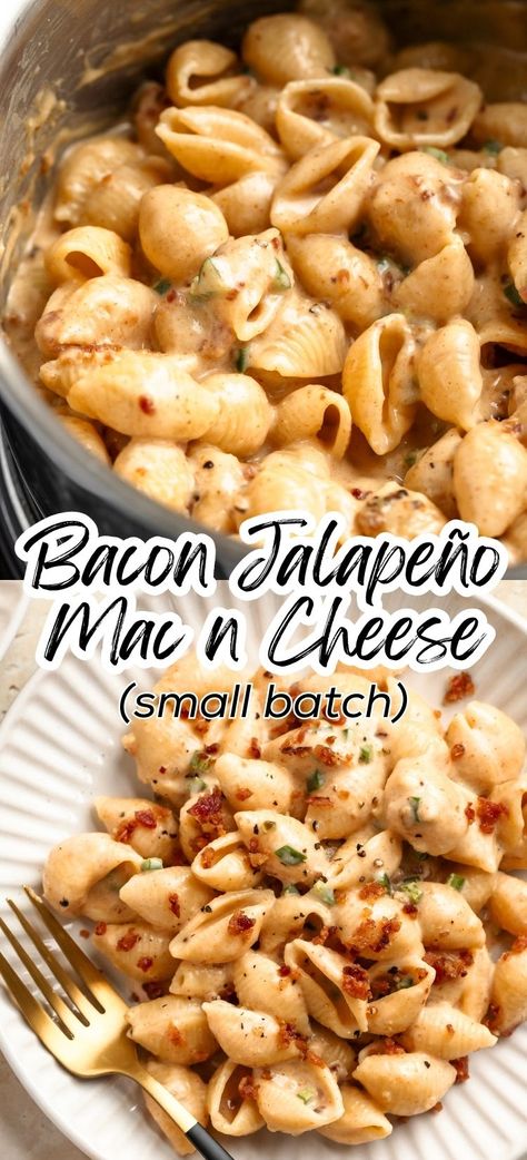 A creamy bacon and jalapeno mac and cheese recipe for two people with creamy Pepper Jack cheese sauce, fresh jalapeño, and crispy ground bacon. Mac And Cheese Recipe Bacon, Mac And Cheese Recipe For Two, Jalapeno Mac N Cheese, Jalapeno Mac And Cheese Recipe, Bacon Jalapeno Mac And Cheese, Bacon Mac And Cheese Recipe, Jalapeno Mac And Cheese, Easy Comfort Food Dinners, Best Mac N Cheese Recipe