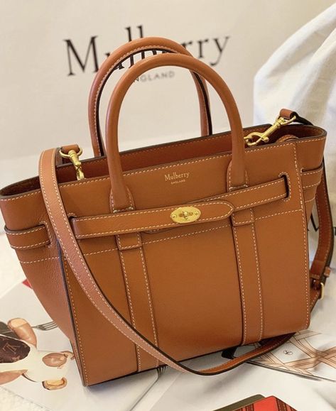 Mulberry Darley Bag, Mulberry Mini Bayswater, Mulberry Tote, Mulberry Handbags 2022, Mulberry Purse, Mulberry Handbags, Dark Academia Outfit, Mulberry Bag, British Style