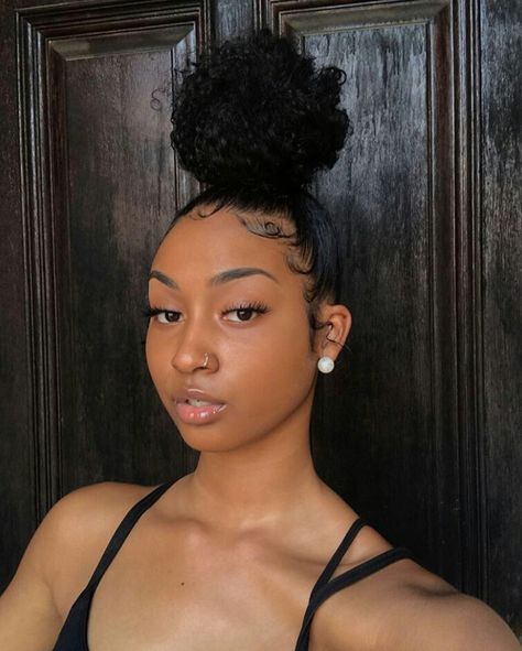 Edges slayed! #naturalhair #naturalhairstyles #blackwomen High Bun Hairstyles, Curly Bun Hairstyles, Top Knot Bun, Edges Hair, Curl Styles, Natural Hair Styles Easy, Hair Laid, Penteado Cabelo Curto, Sleek Hairstyles