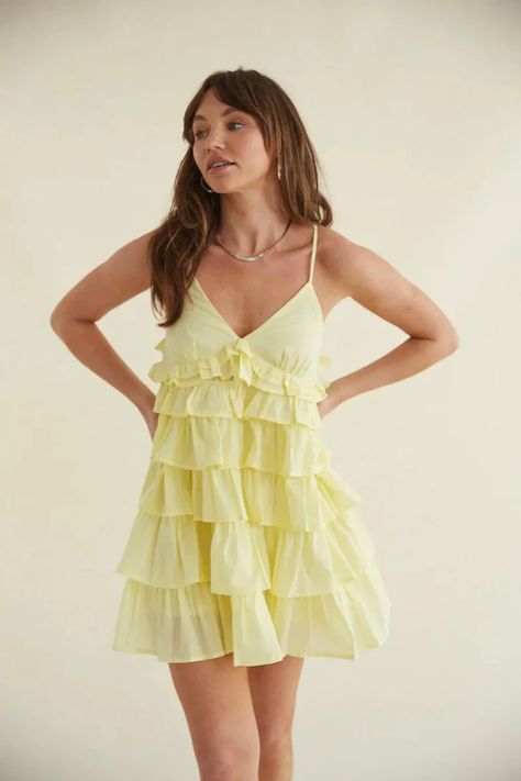 Groovy Mimi-Fun, Practical & Inspiring Products! Loose Fitting Homecoming Dresses, Summer Dress With Ruffles, Formal Babydoll Dress, Cute Outfits For Europe, Short Layered Dress, Summer Ruffle Mini Dress, Beachy Hoco Dress, Sun Dresses Short, Grad Party Dress